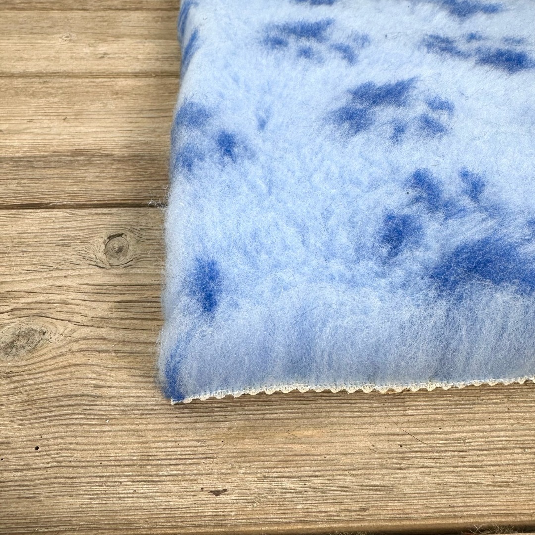 Blue With Dark Blue Paw Non-Slip Vet Bedding Whelping Fleece Dog Puppy Bed  3m x 75cm Roll