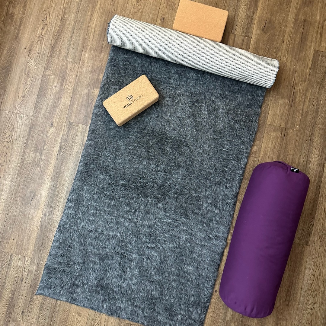 Grey Charcoal Pure British Wool Yoga Mat 250cm x 75cm Non  Slip Backing