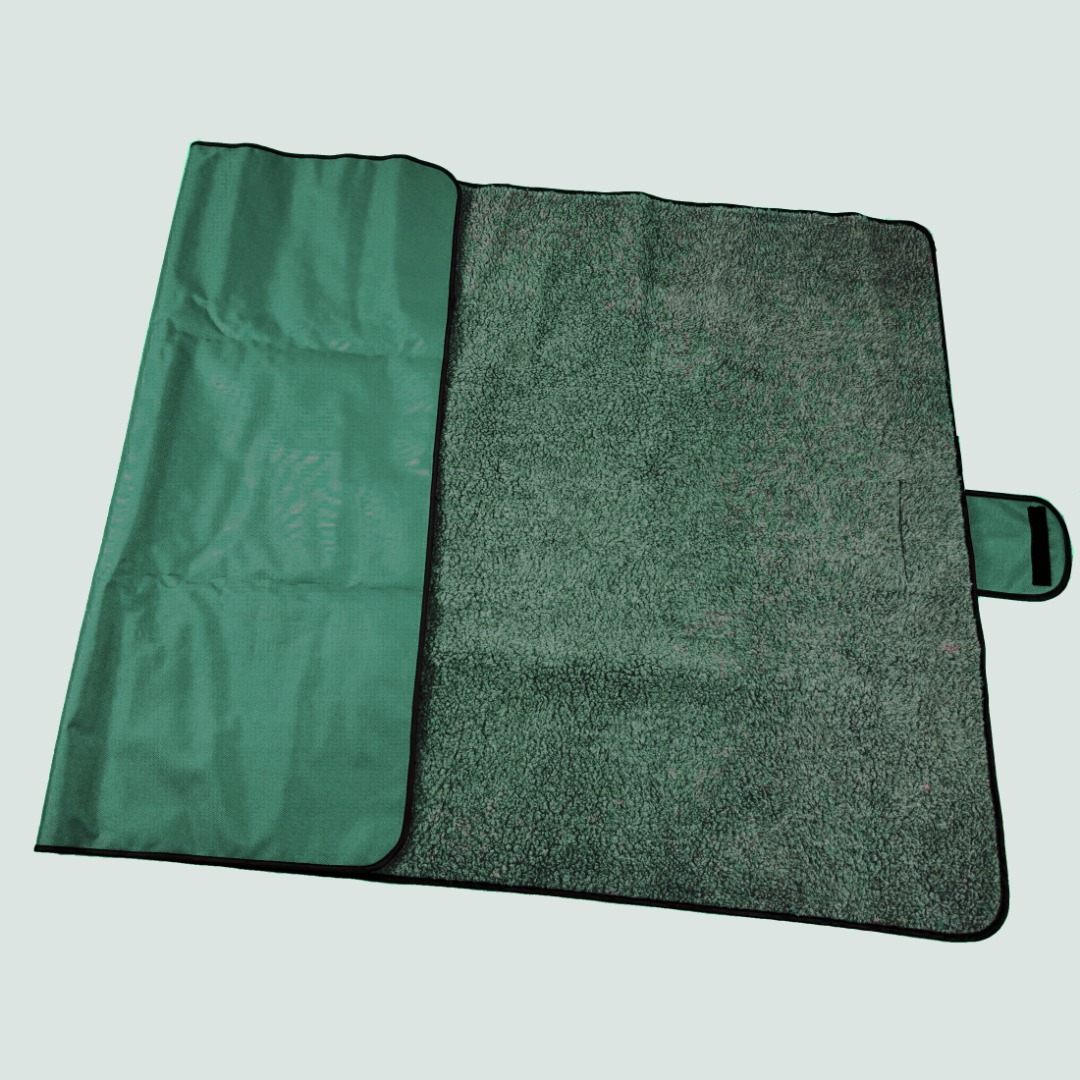 New Forest Green Large Pet Travel Beach Picnic Blanket with Waterproof Backing Size: 150cm x 95cm